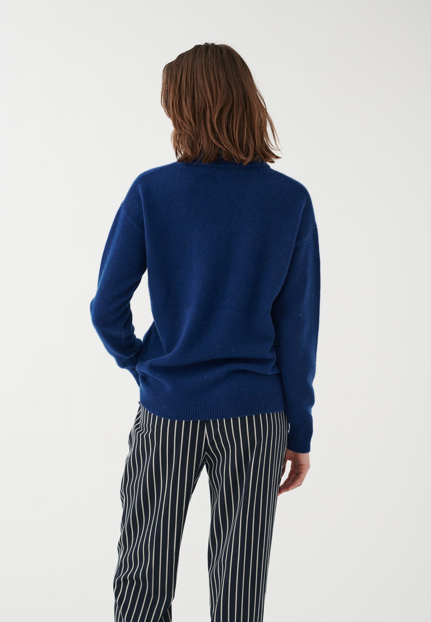 0410724_2088_WOM_B.jpg (1)