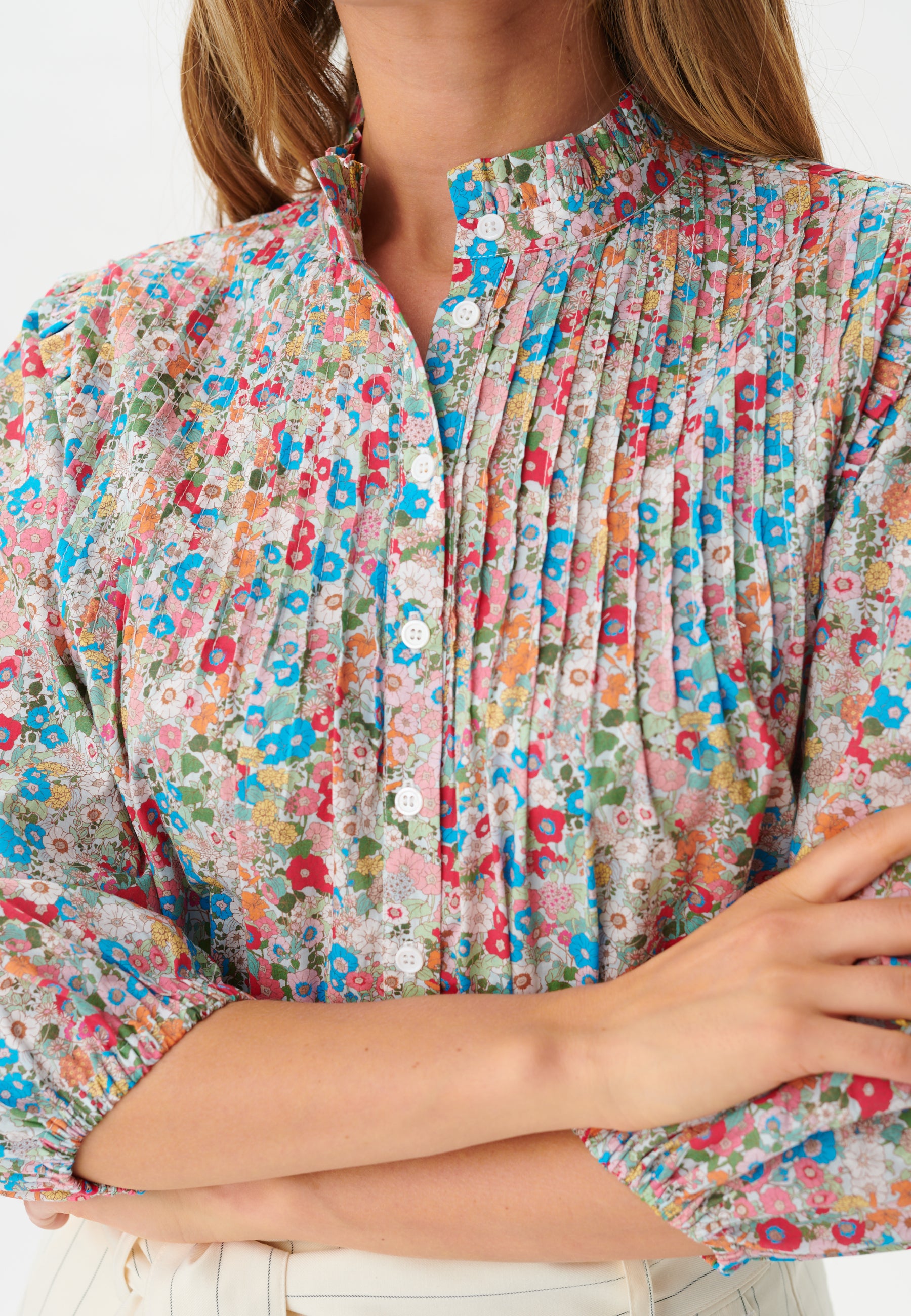 11-0122NS CO_5520_WOM_C