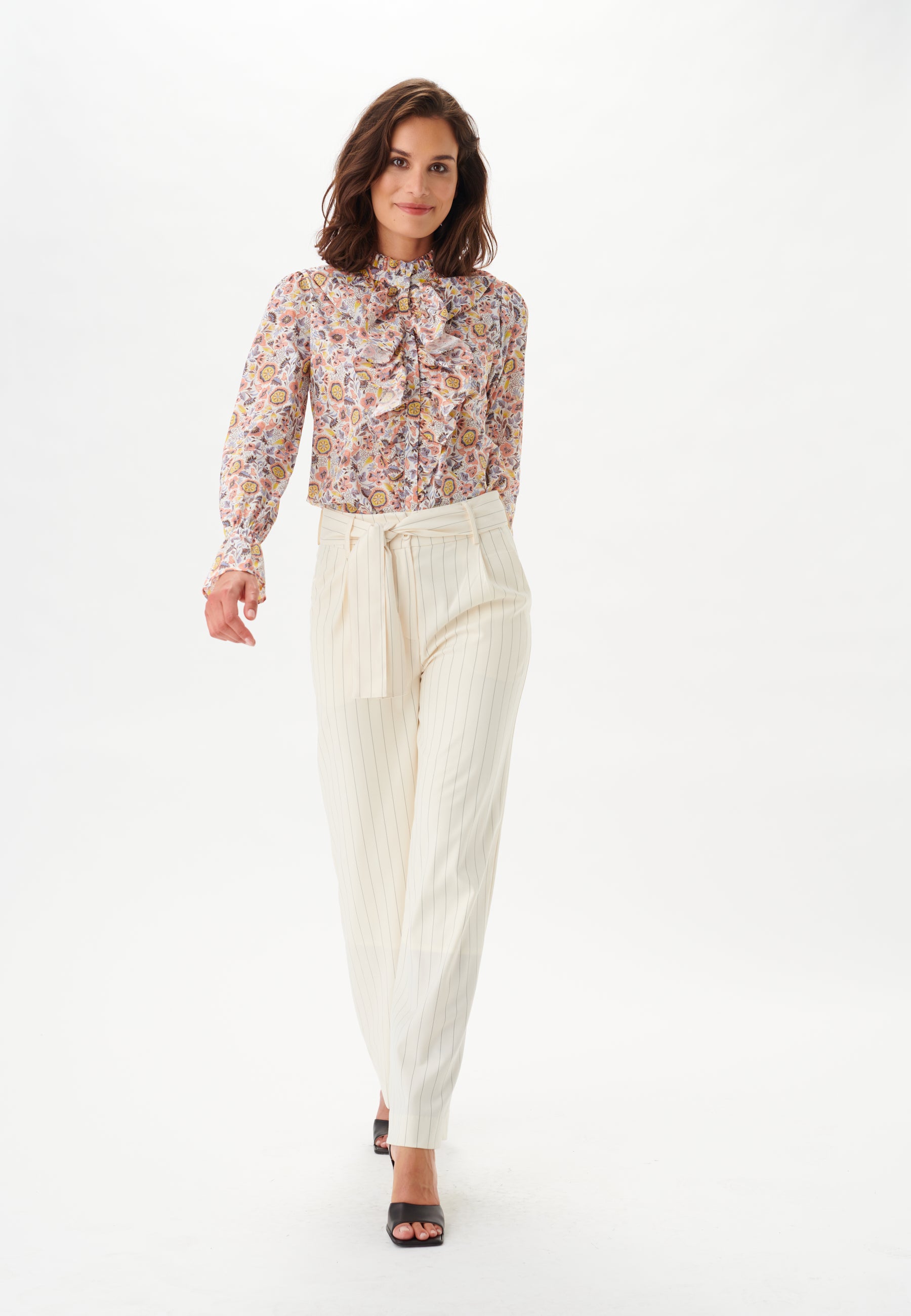 17-0122NS CO_5502_WOM