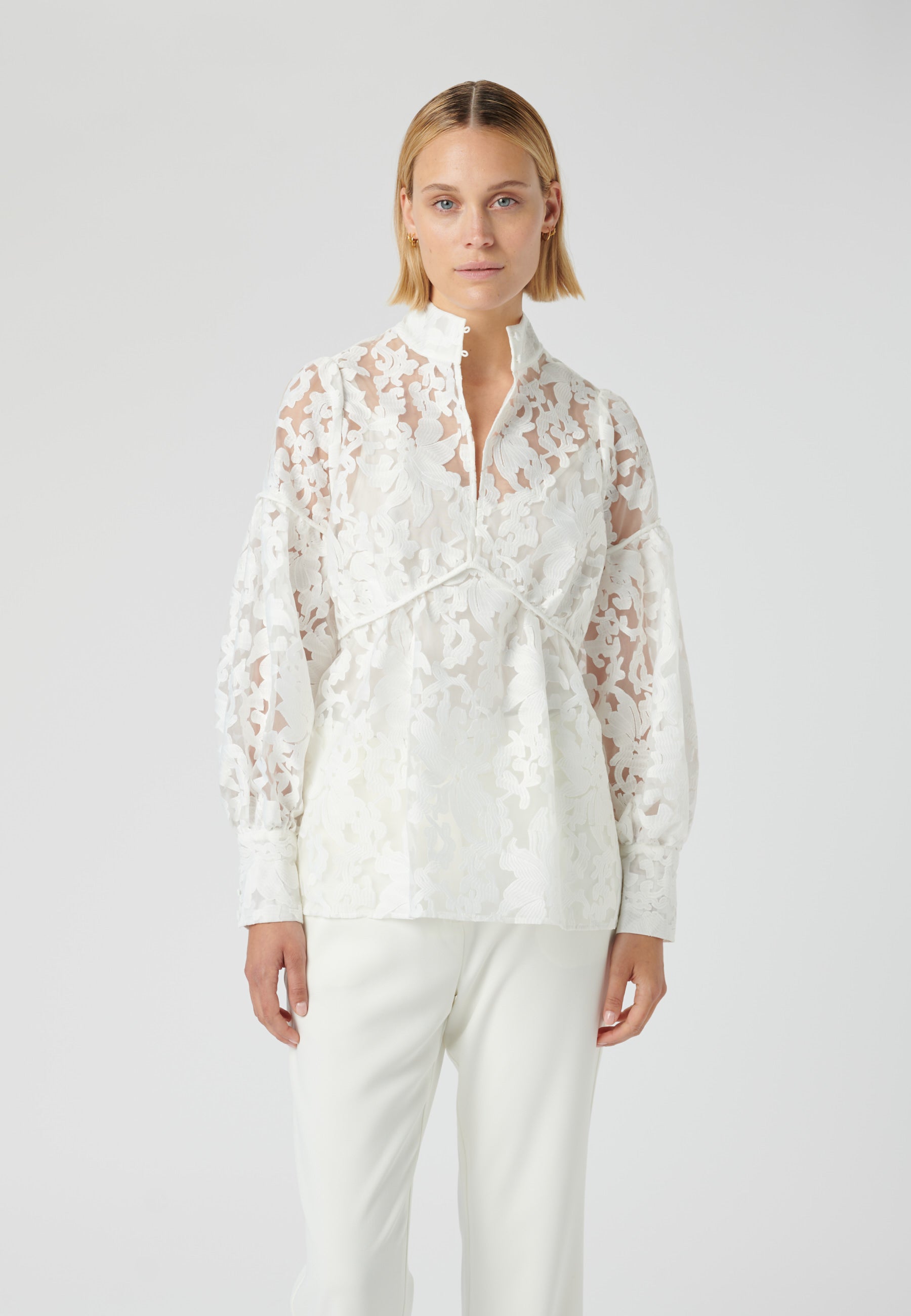 23-0123NS_5645_WOM_A