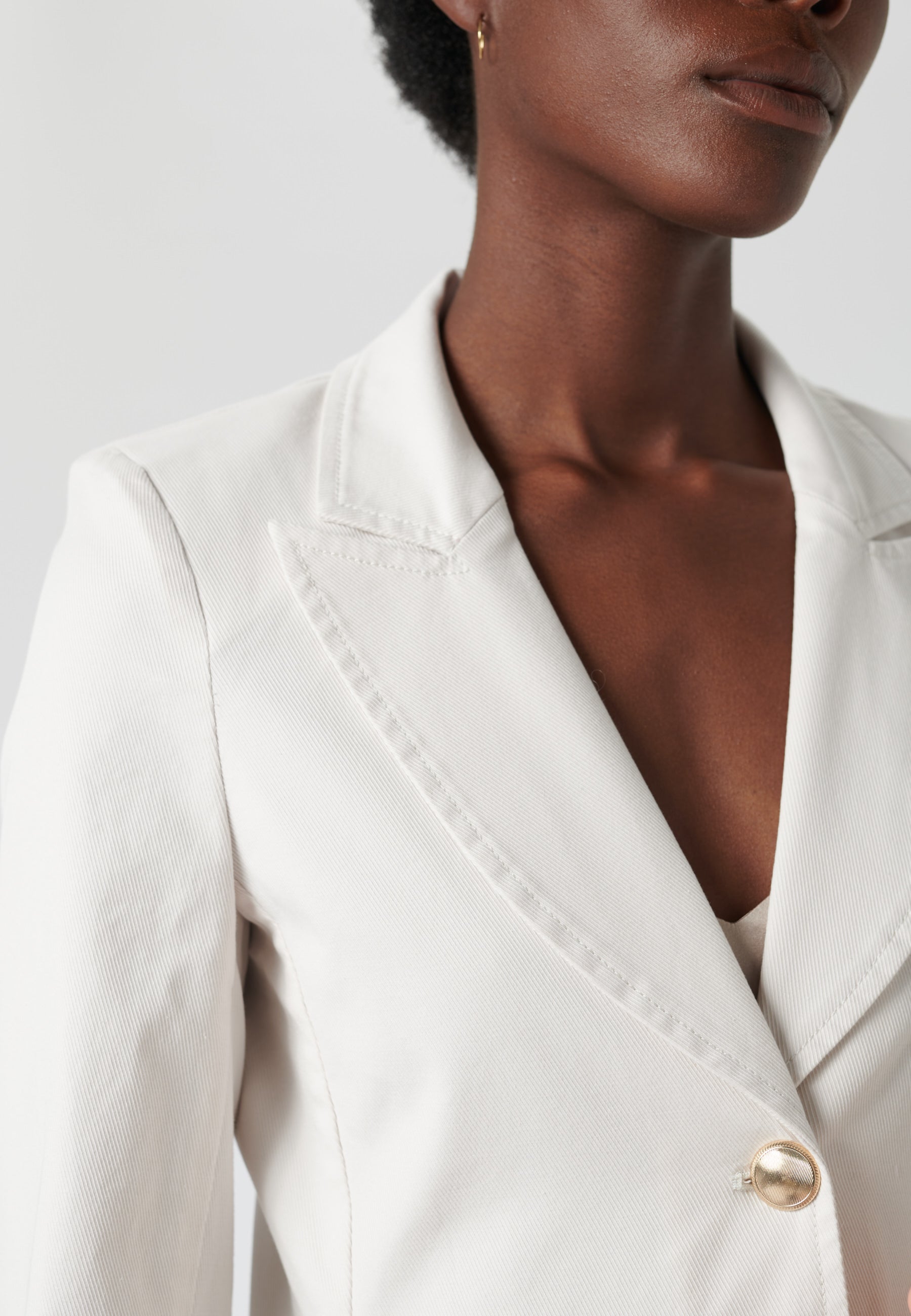 92-0123CO_1223_WOM_C